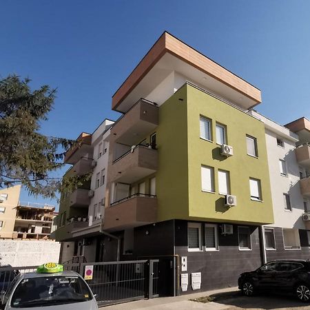 Mateja Apartment Novi Sad Exteriör bild